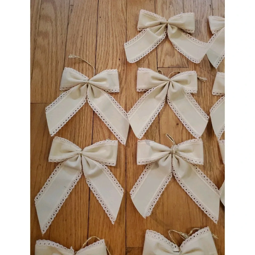Vtg Off White Cream Velvet Lace Hamdmade Christmas Wreath‎ Bows Lot Of 18 Granny